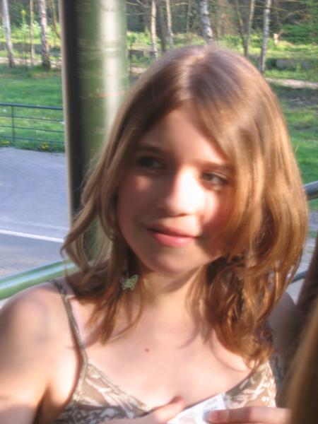 Gladys CLOSE petite fille de Yvette et Georges CLOSE
