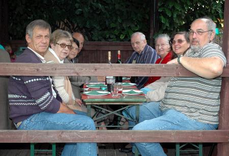Pierrot et Nicole  WANLIN, Eloi MAGONETTE, Solange GIBOUX-SWINNEN, Marie -Christine et Christian GIBOUX-BRION.